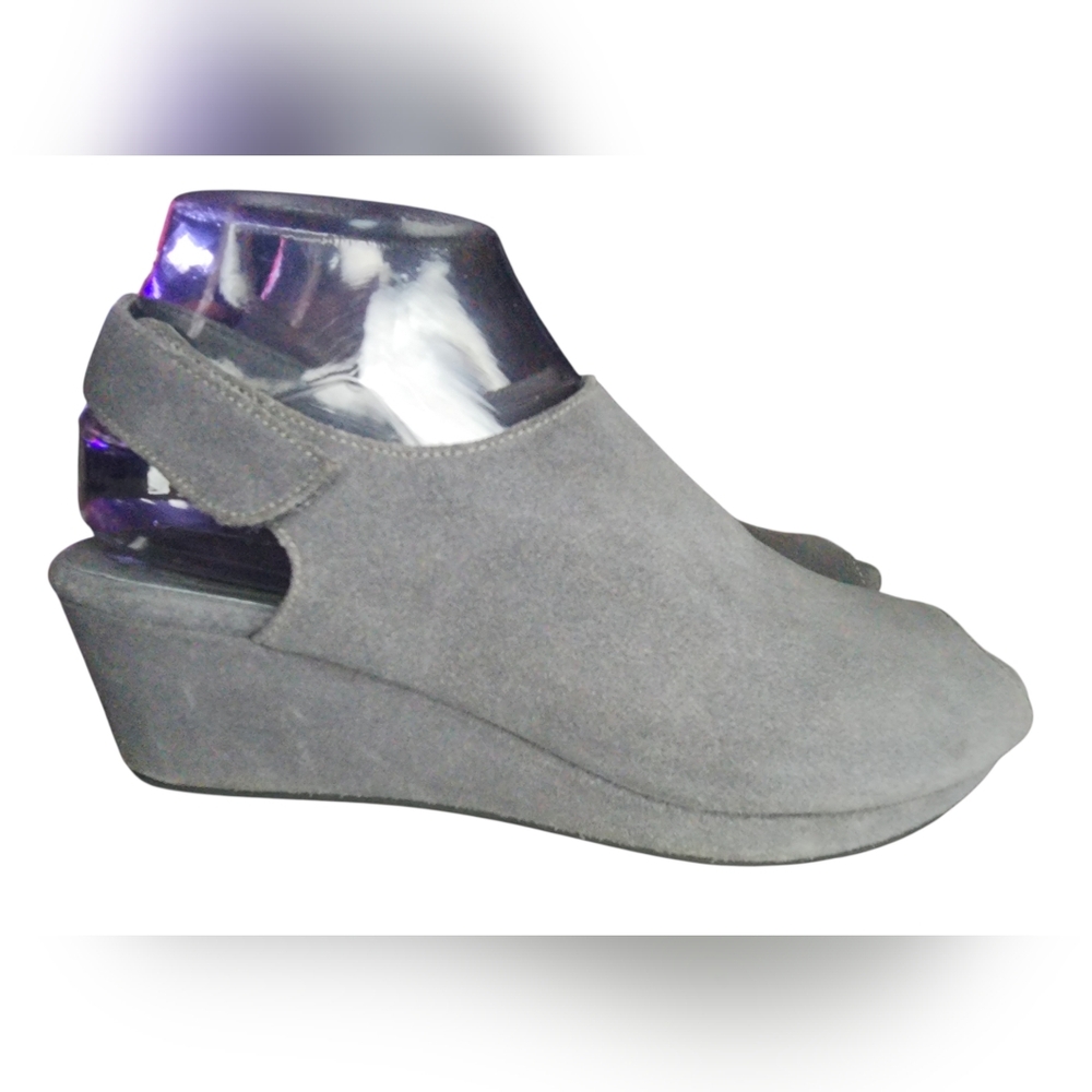 Chocolat Blu Yana Suede Wedge Sandals, Womens 7 - Picture 3 of 10